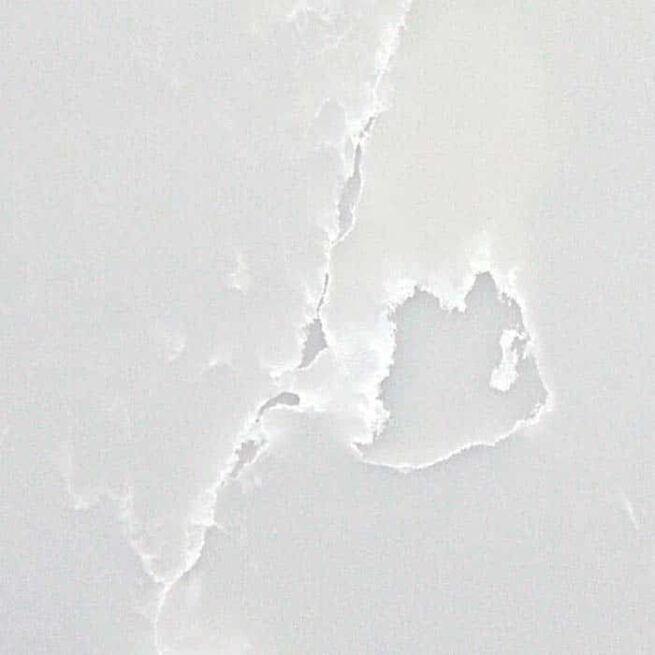 Onyx Opaque quartz swatch image